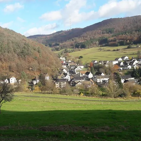 Unten Im Dorf
